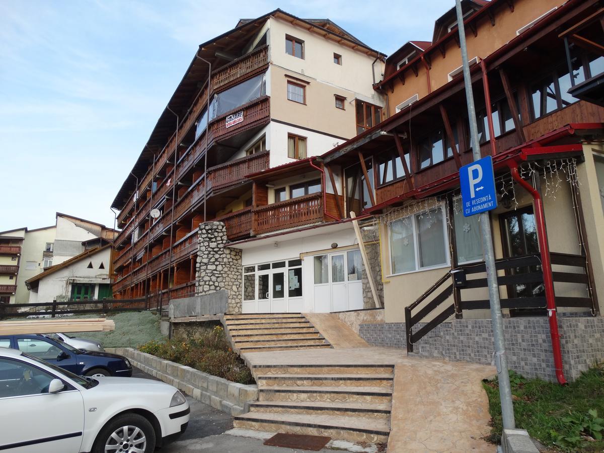 Studio Apartment Poiana Brasov Luaran gambar